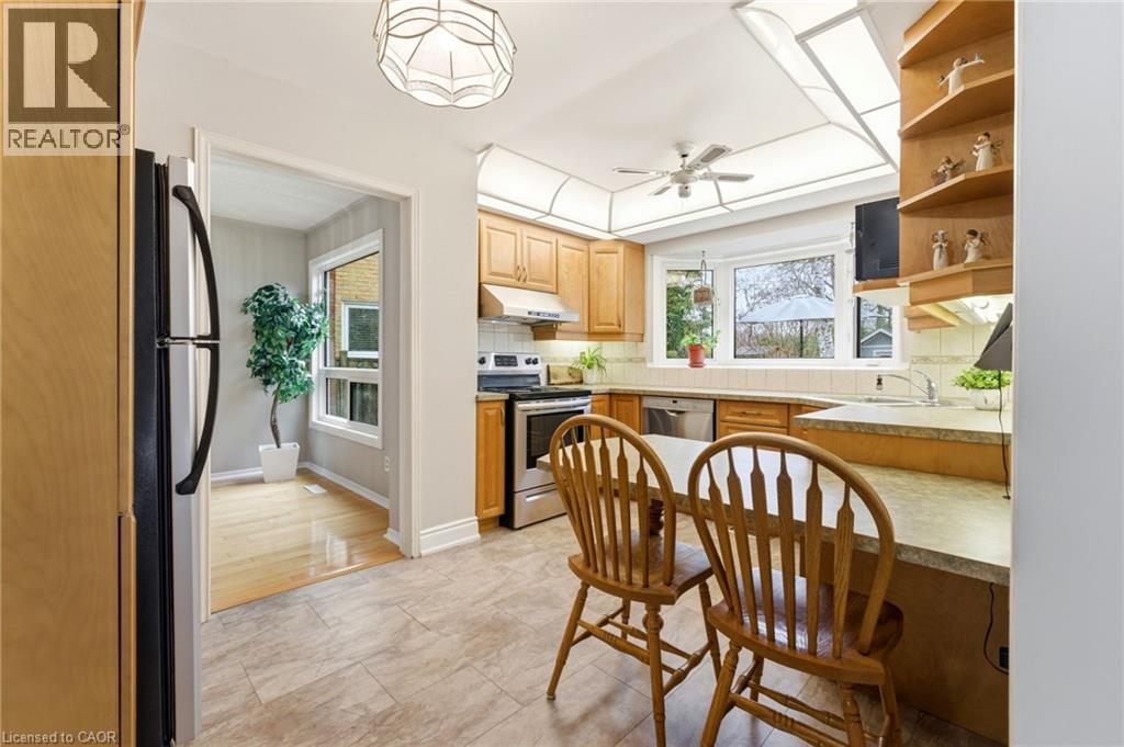 222 RIVERVIEW Street, Oakville, Ontario, L6L5W3 — Photo 13