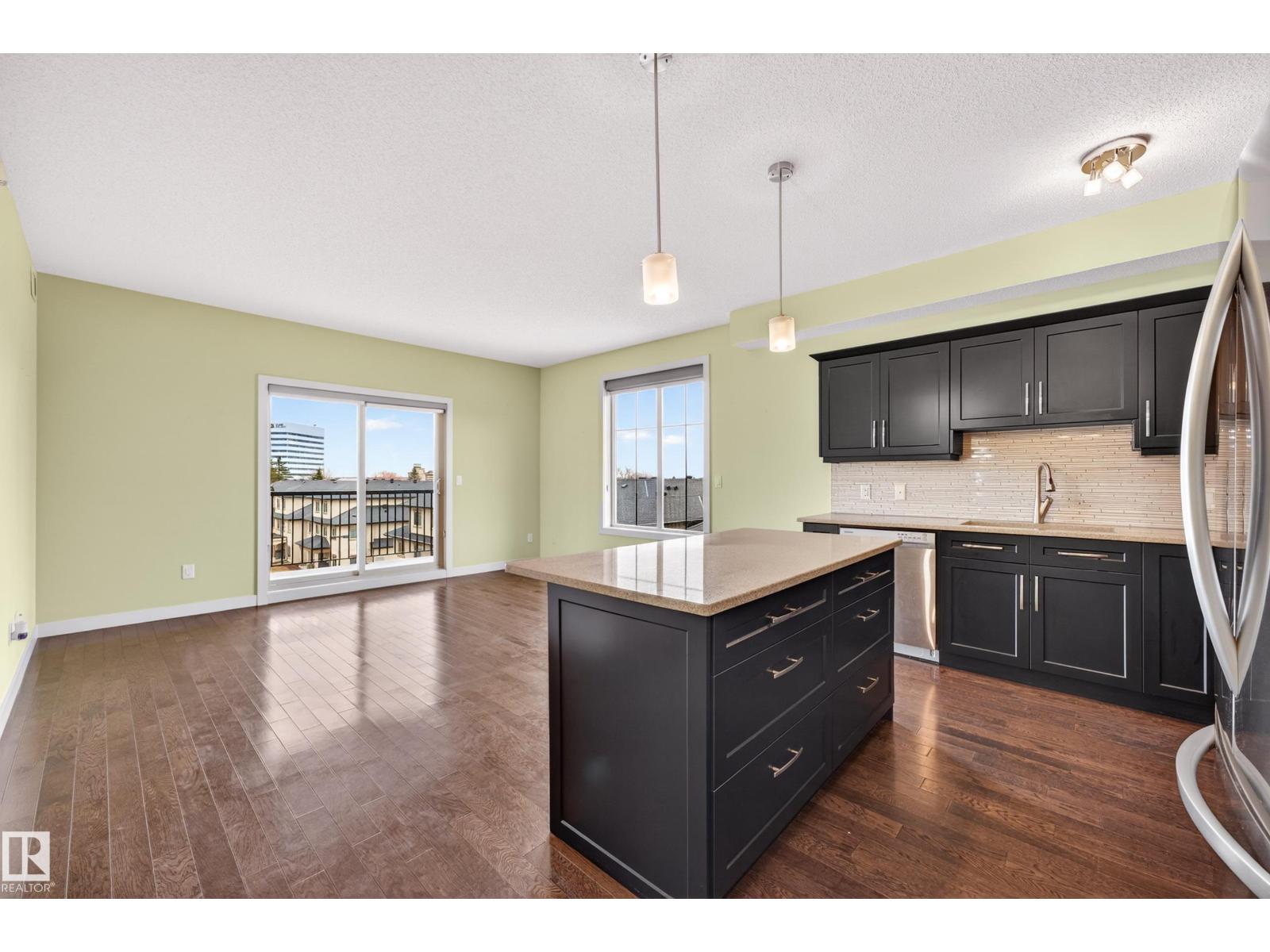 #413 10530 56 AV NW, Edmonton