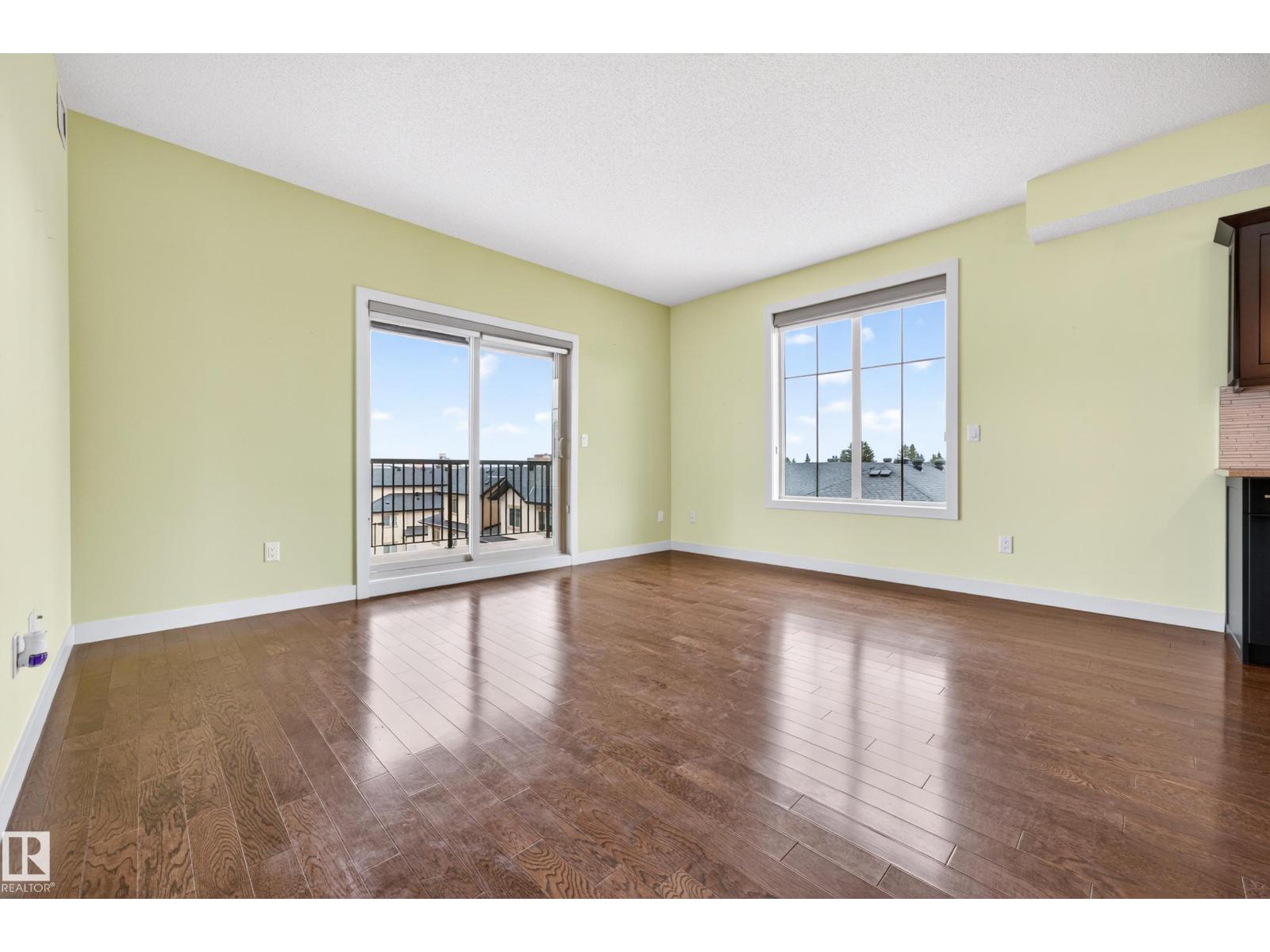 #413 10530 56 AV NW, Edmonton