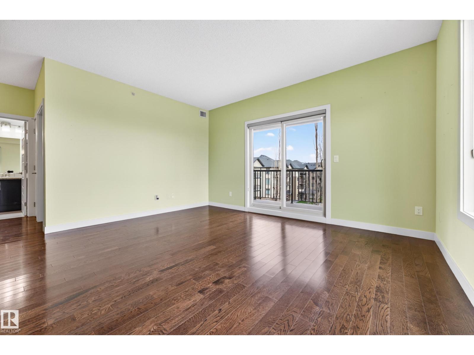 #413 10530 56 AV NW, Edmonton