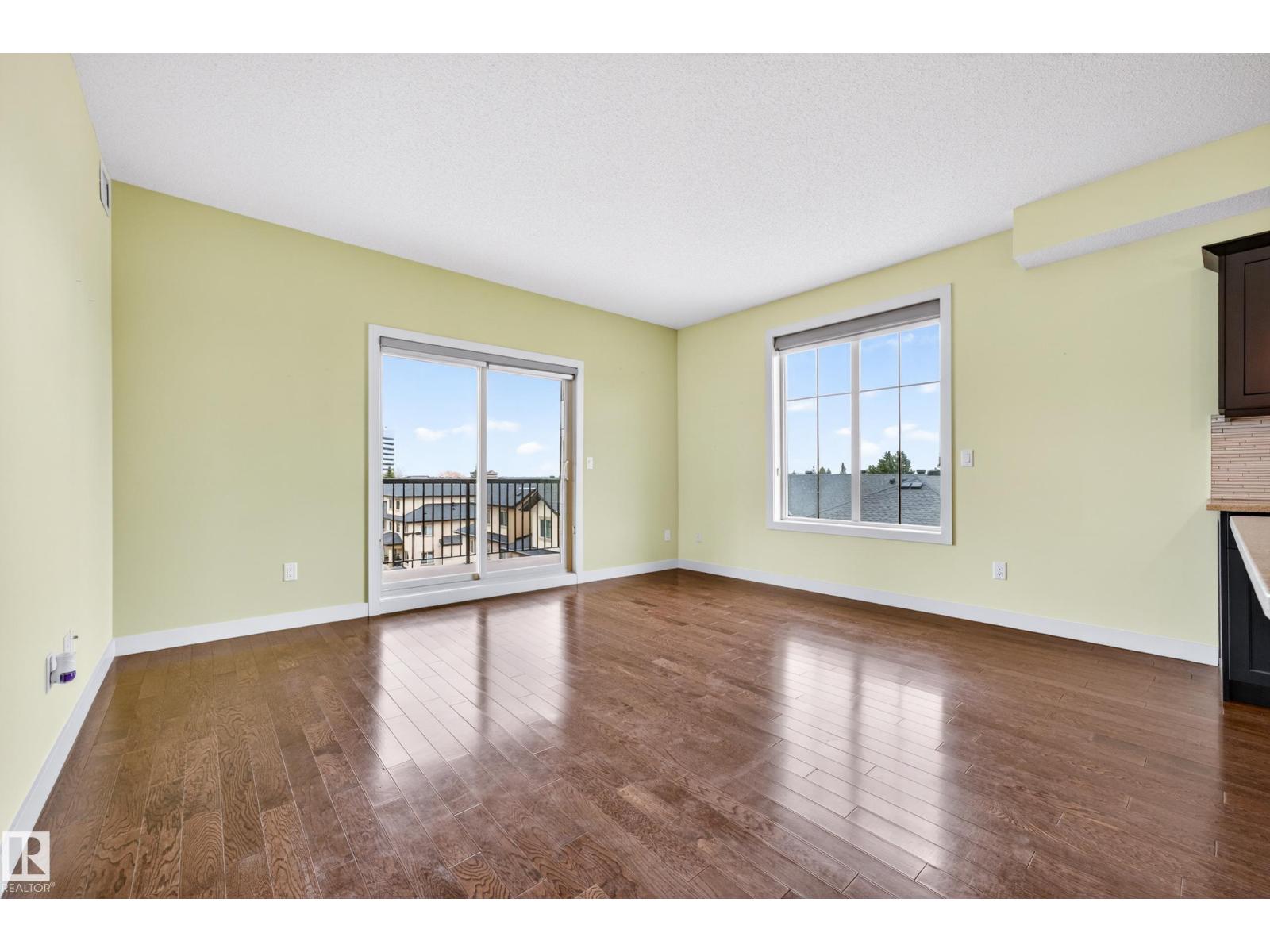 #413 10530 56 AV NW, Edmonton