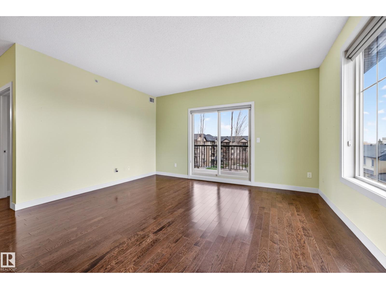 #413 10530 56 AV NW, Edmonton