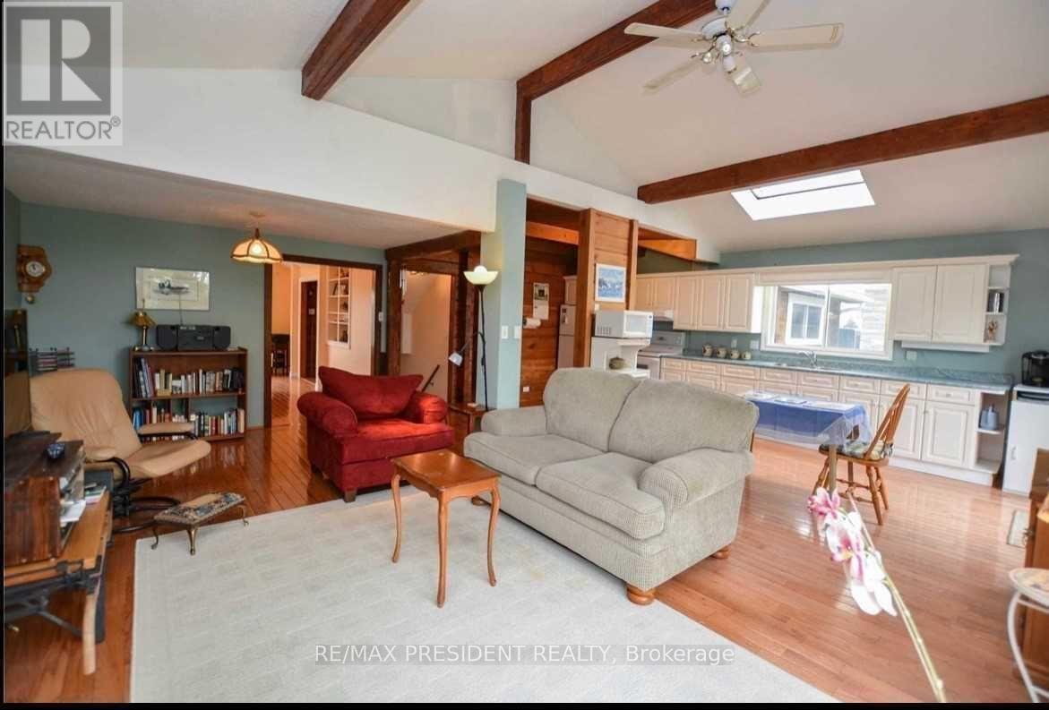 13924 KENNEDY ROAD - 20