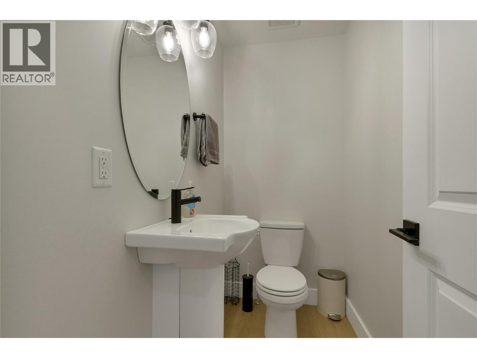 1999 15 Avenue Unit# 9, Vernon