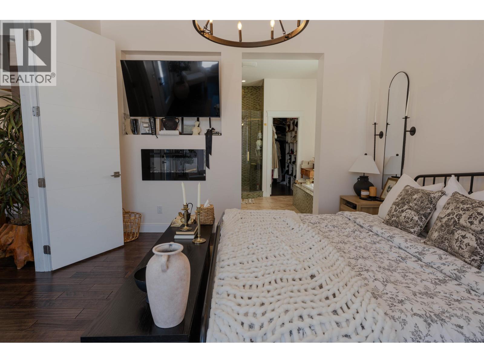 14586 RED CREEK ROAD - 13