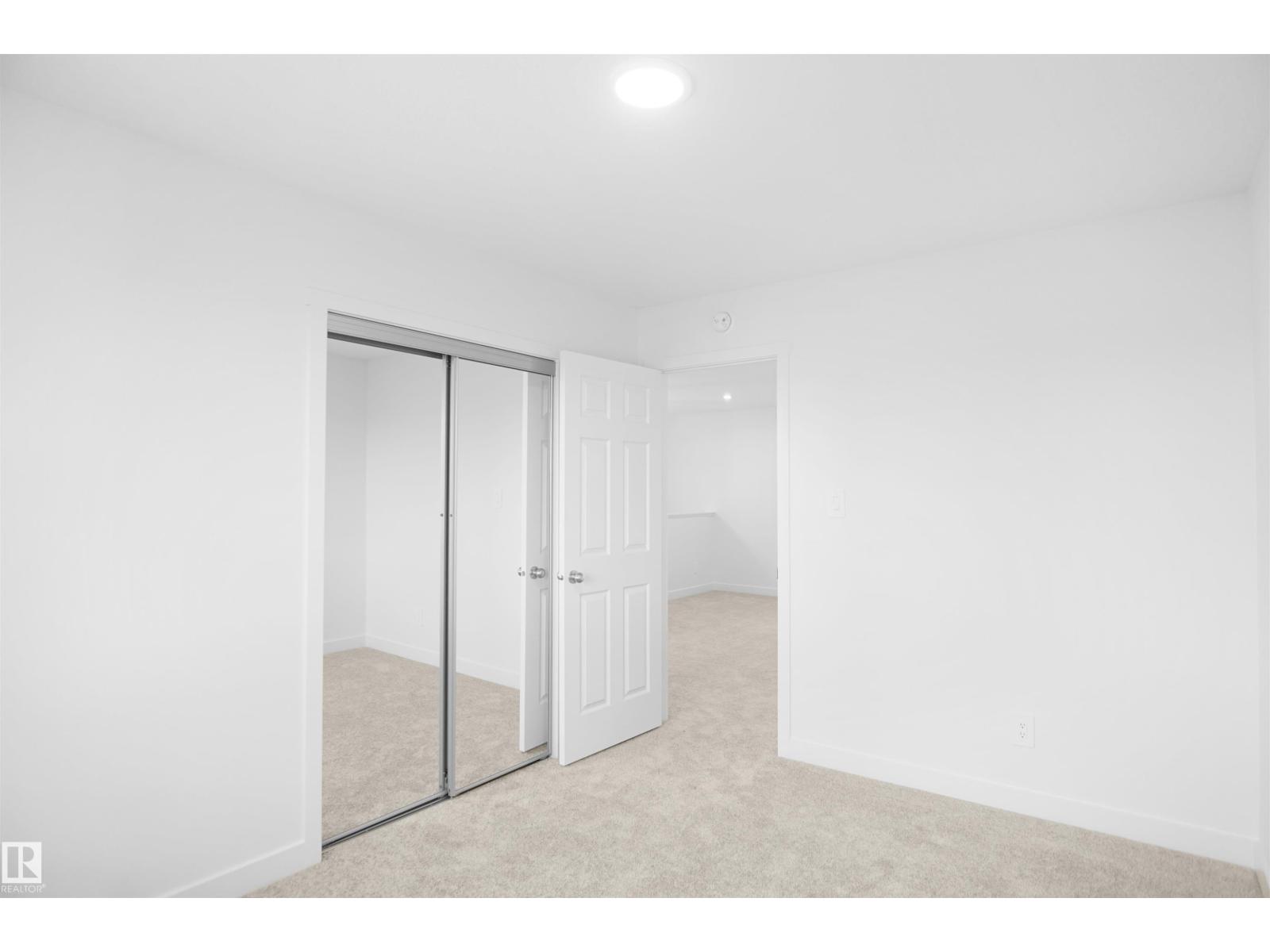 8719 183 AV NW, Edmonton