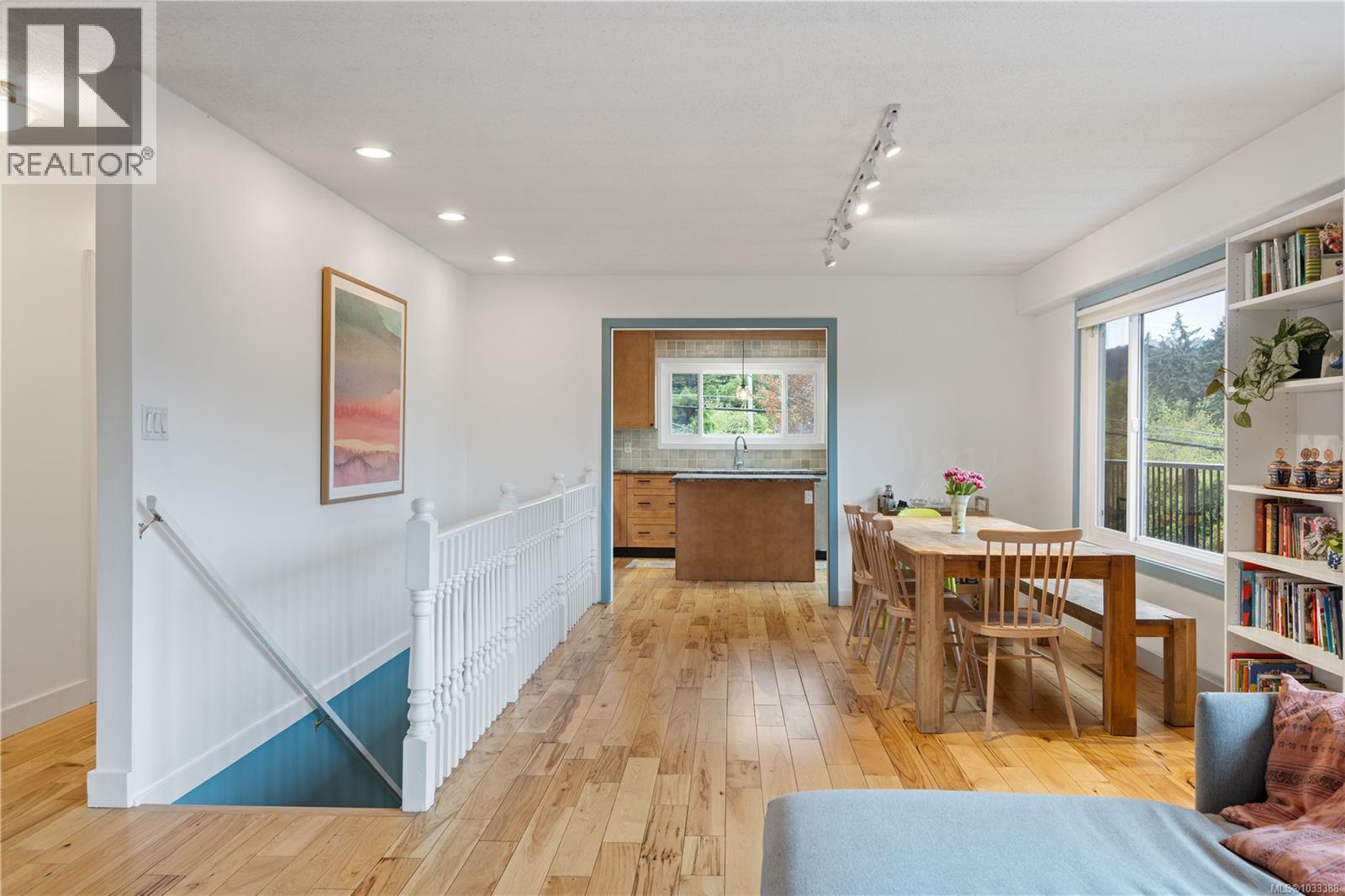  860 Verdier Avenue, Central Saanich