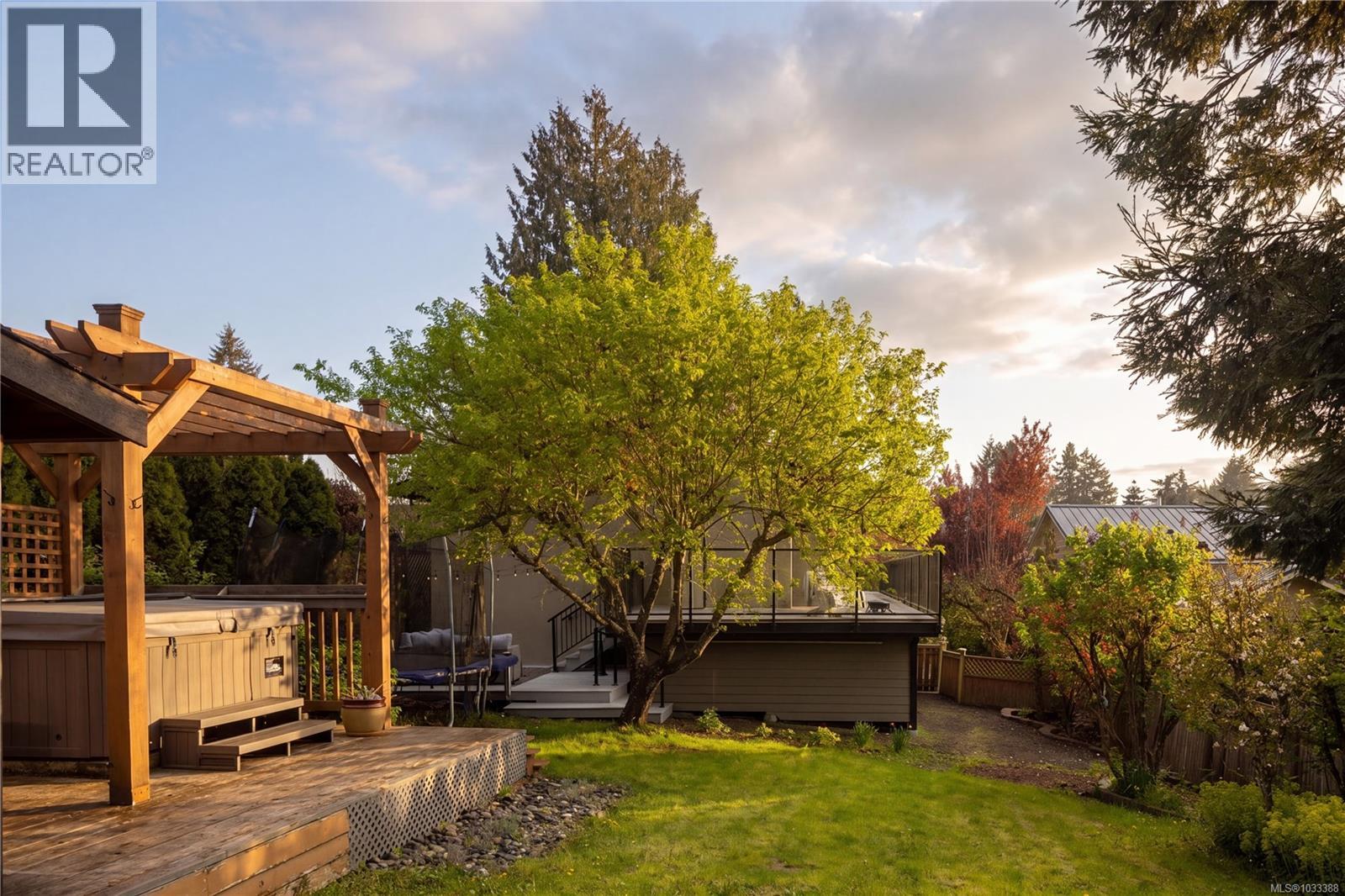  860 Verdier Avenue, Central Saanich