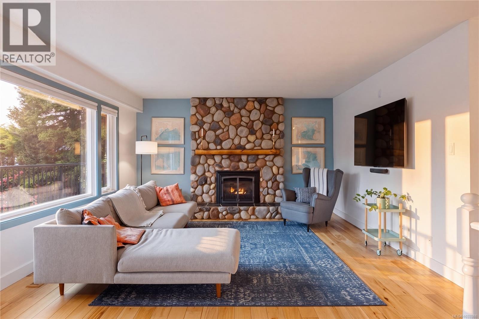  860 Verdier Avenue, Central Saanich