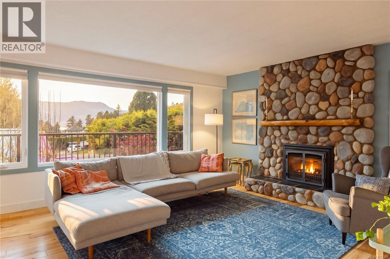  860 Verdier Avenue, Central Saanich