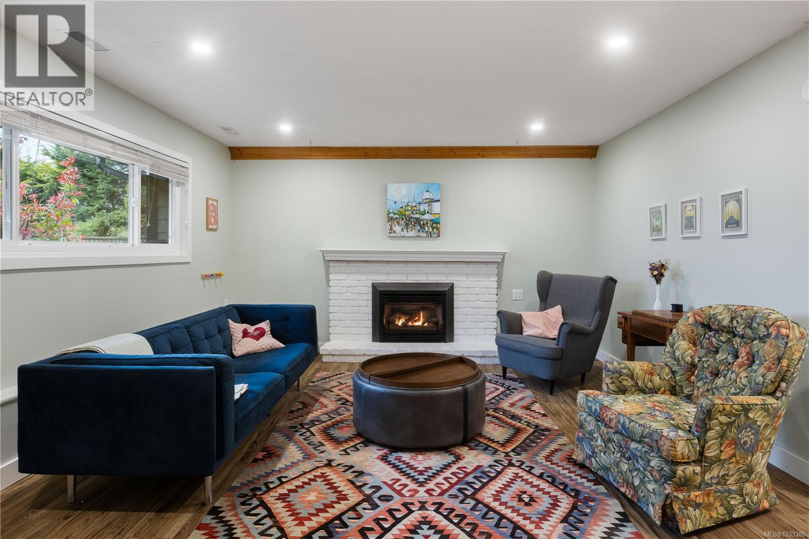  860 Verdier Avenue, Central Saanich