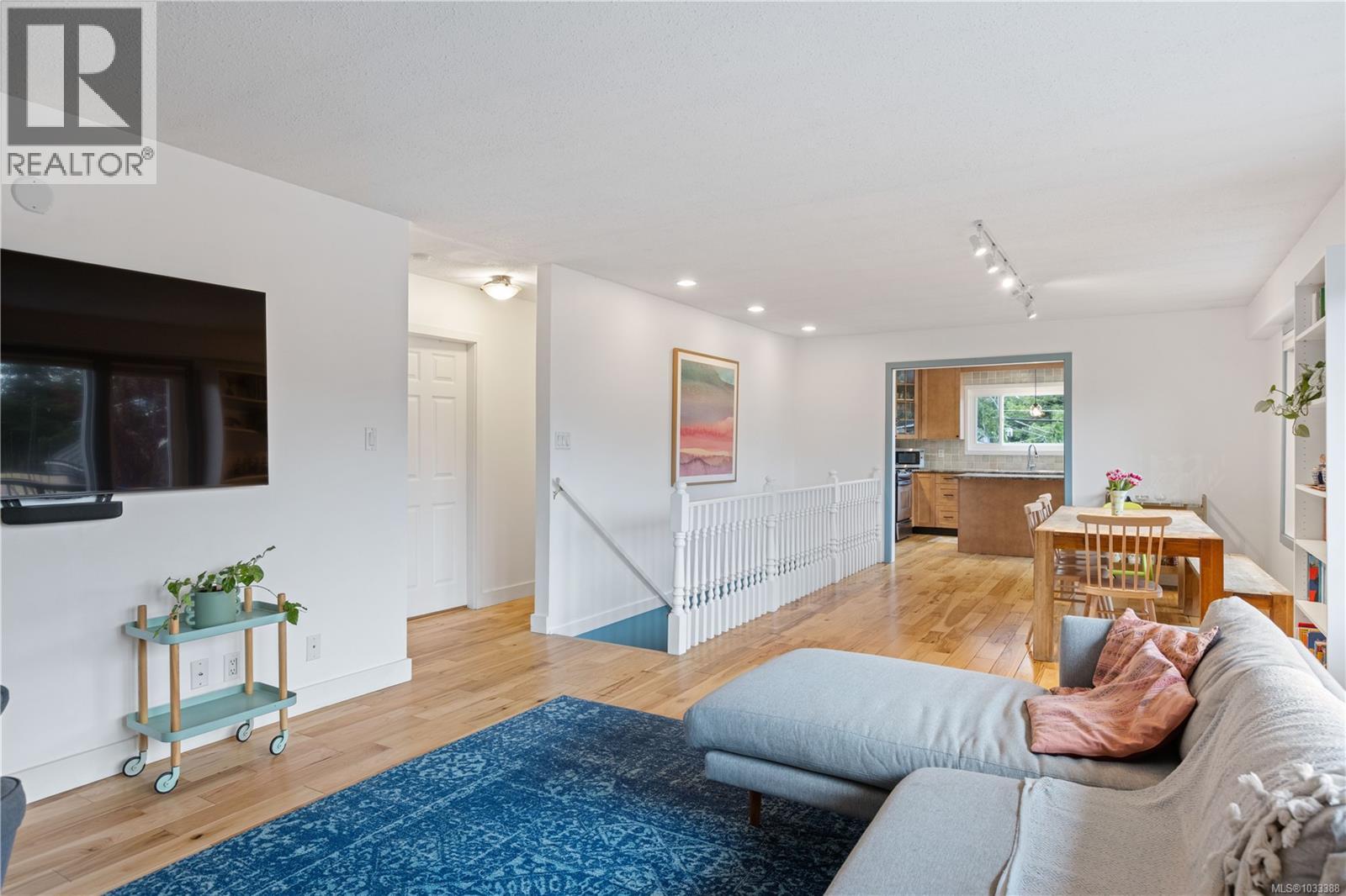  860 Verdier Avenue, Central Saanich