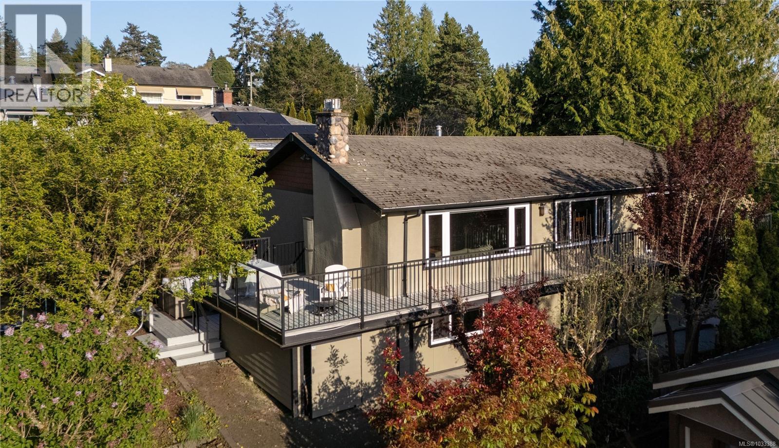  860 Verdier Avenue, Central Saanich