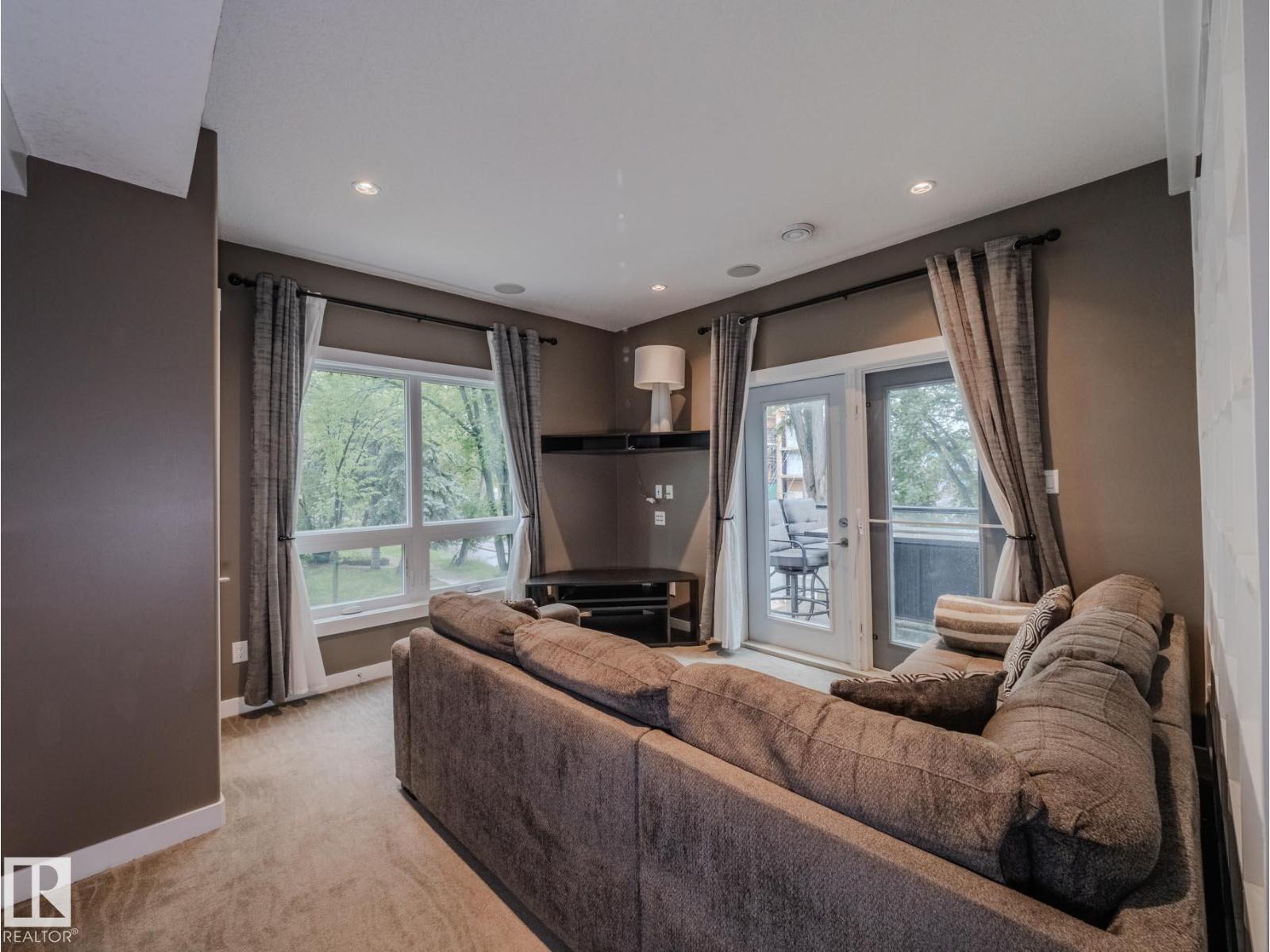 8306 108 ST NW, Edmonton