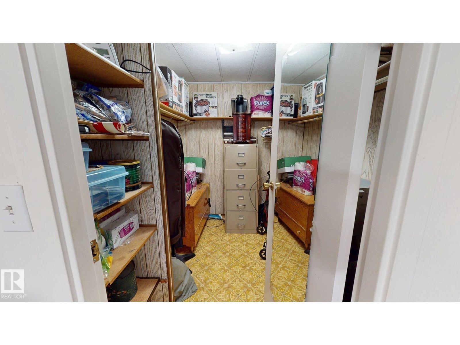 5020 43 ST - 19