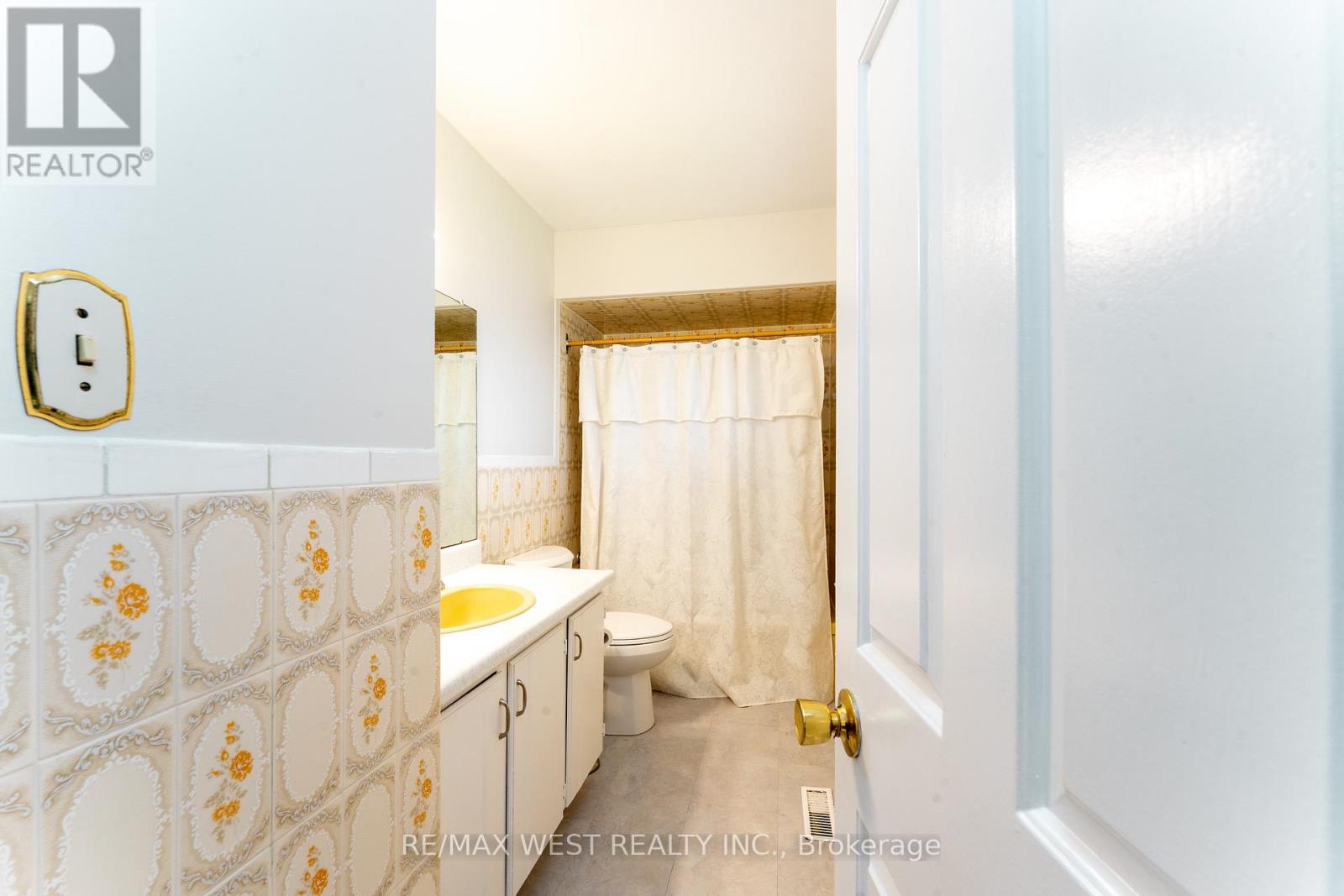 3 FIELD CREST ROAD - 15