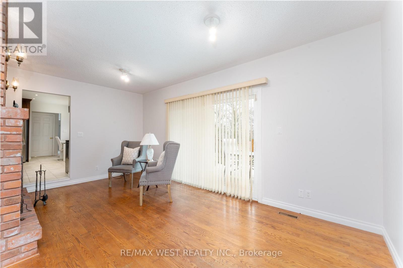 3 FIELD CREST ROAD - 20