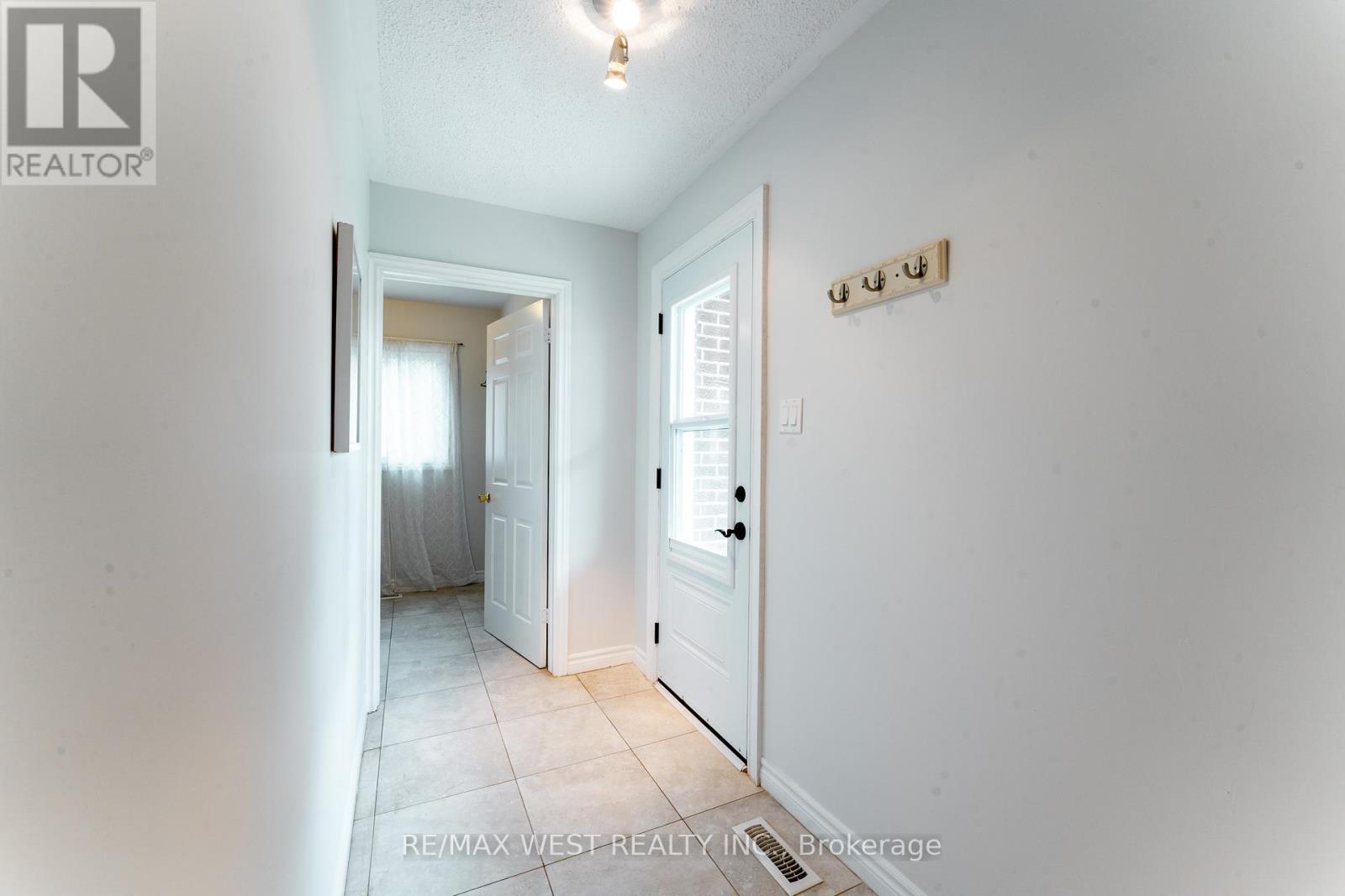 3 FIELD CREST ROAD - 24