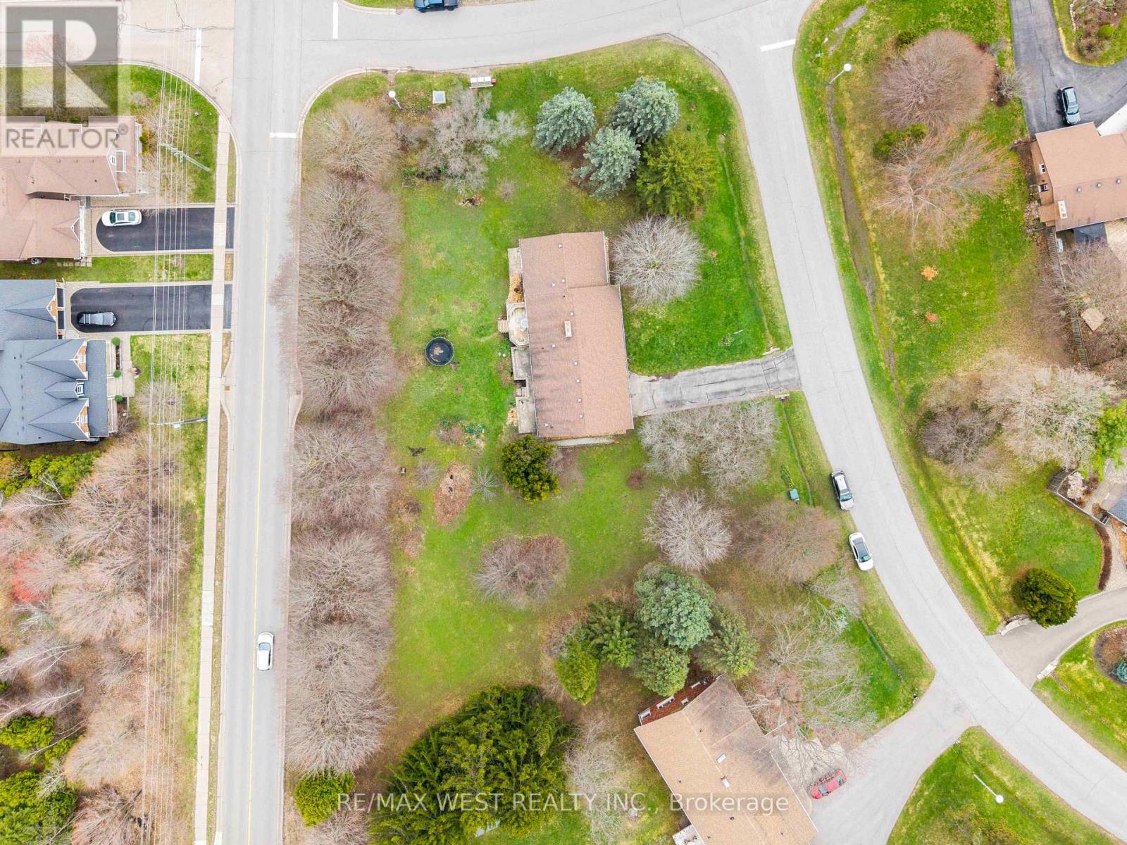 3 FIELD CREST ROAD - 44