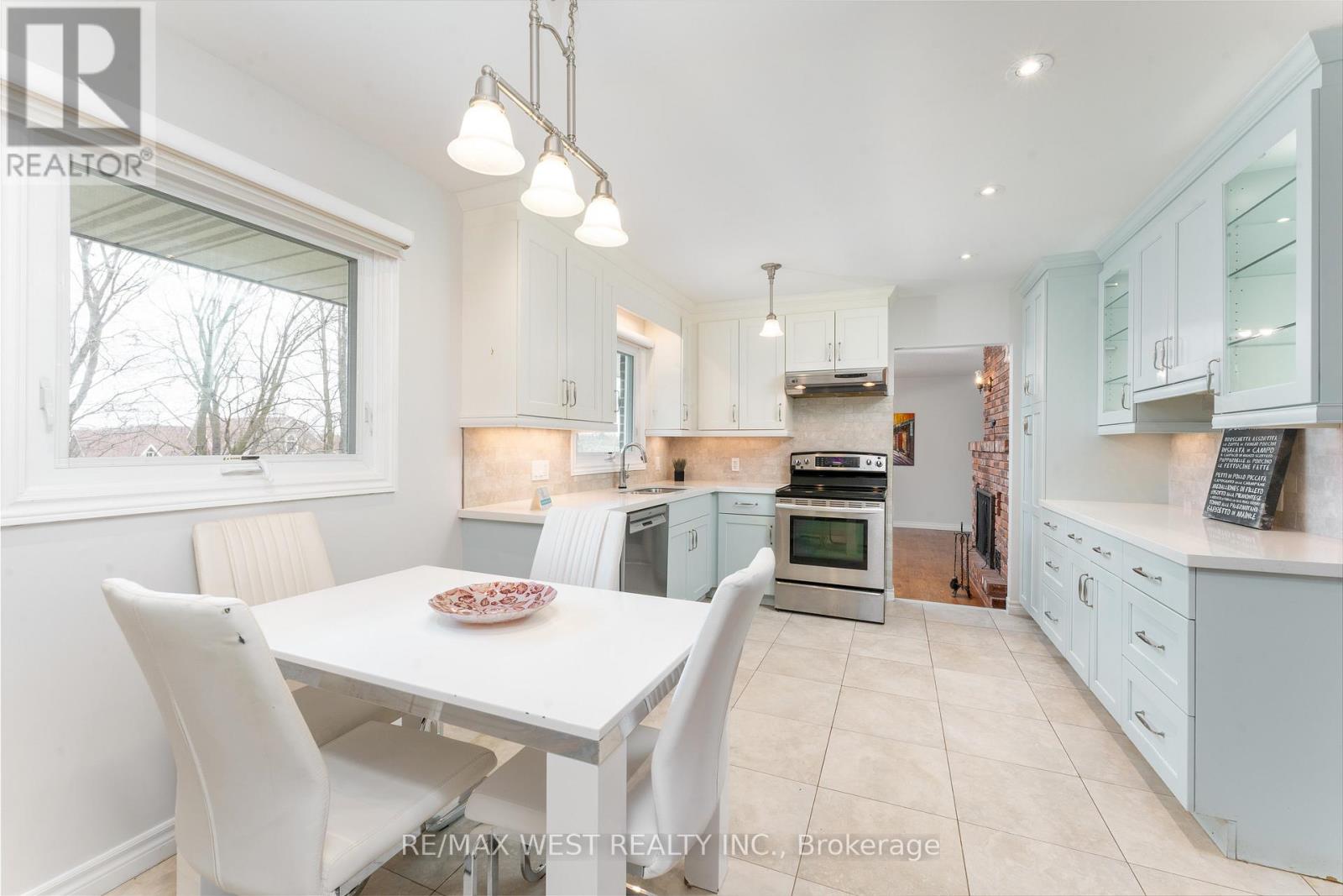 3 FIELD CREST ROAD - 23