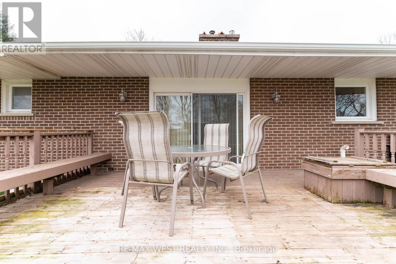 3 FIELD CREST ROAD - 36