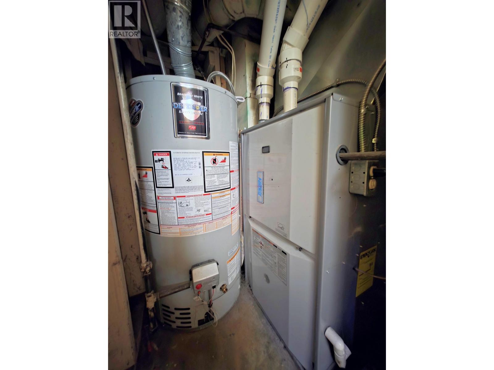 1753 KENWOOD STREET - 19