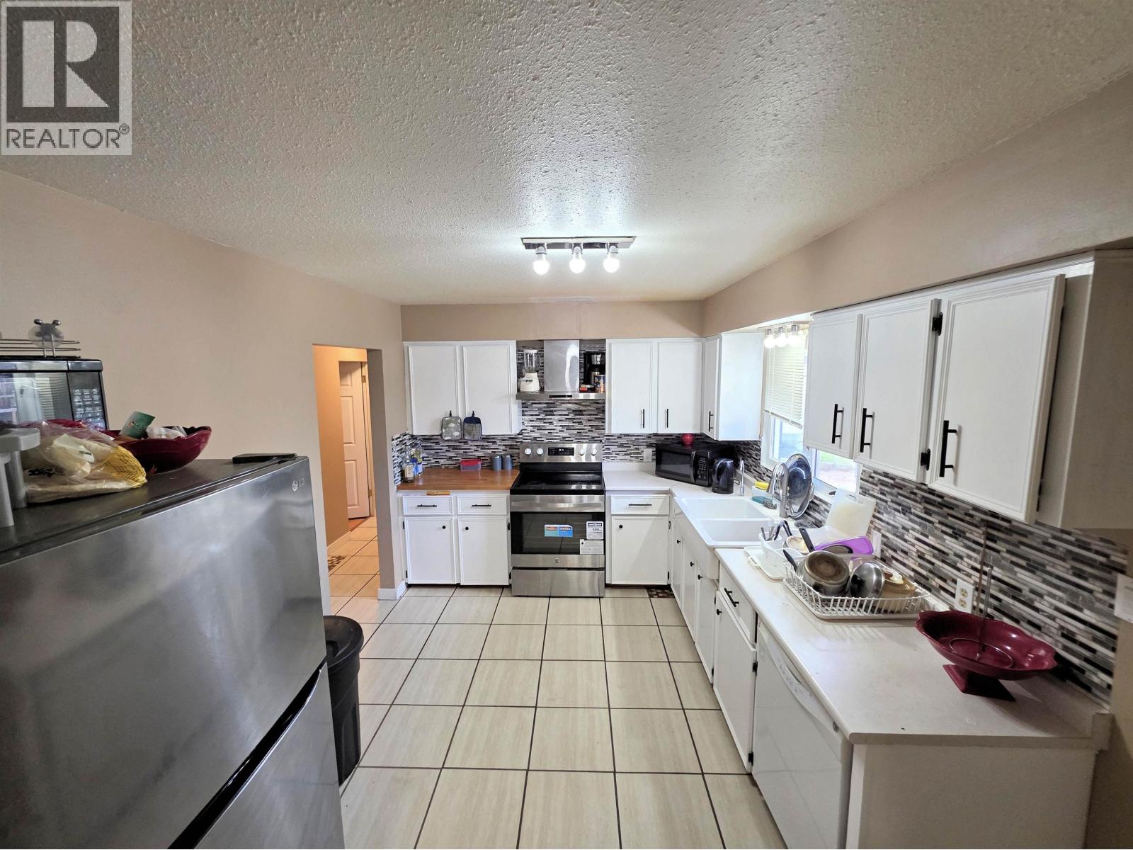 Kitchen of 1753 KENWOOD STREET · Prince George, BC