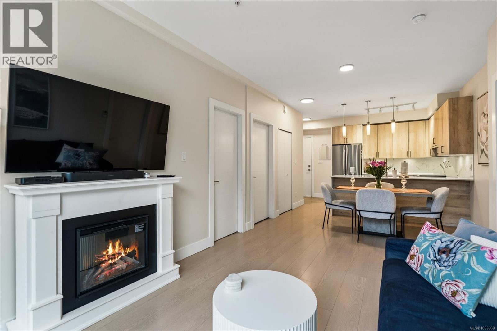 #205 1450 Glentana Rd - 12