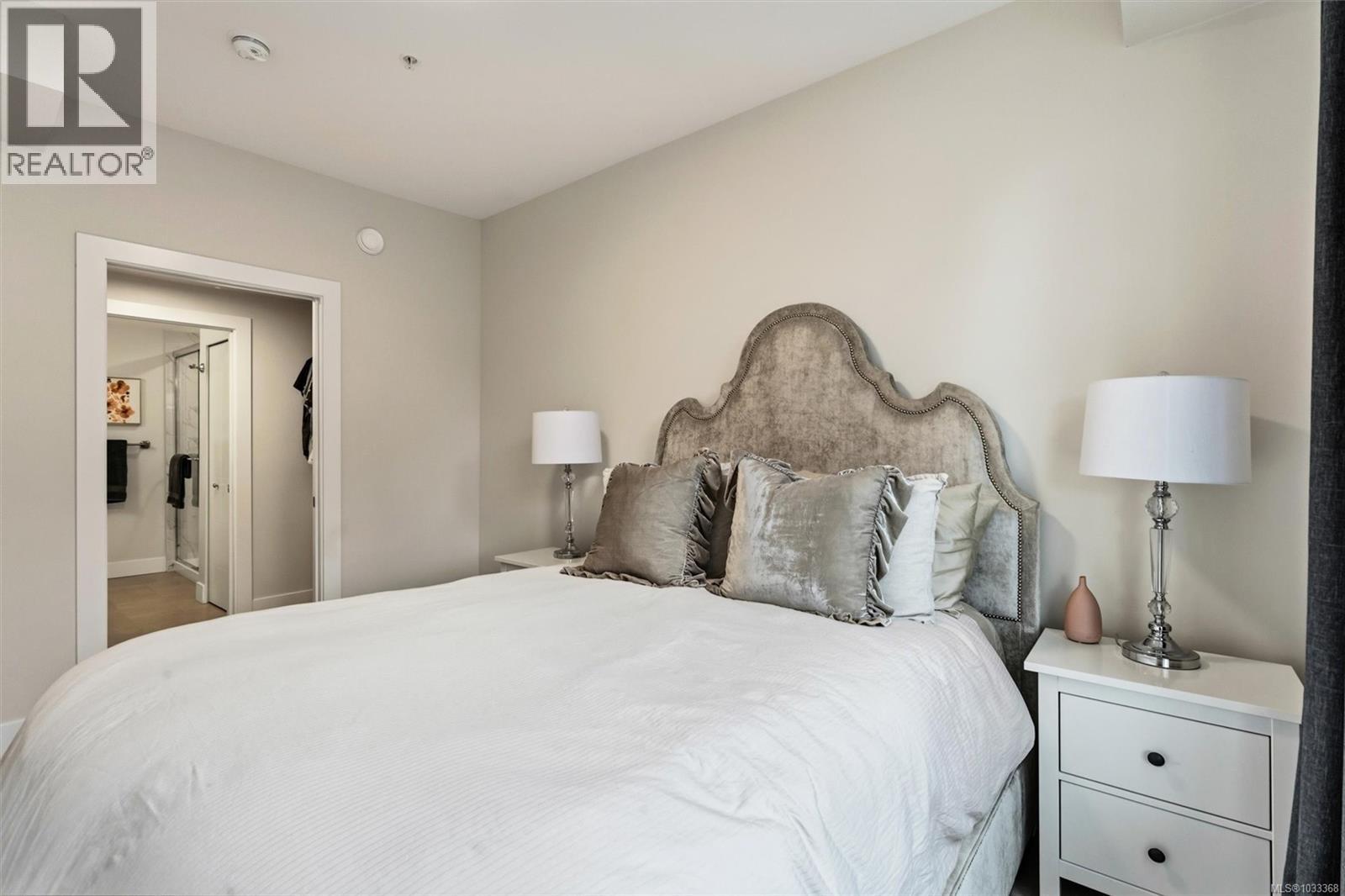 #205 1450 Glentana Rd - 21
