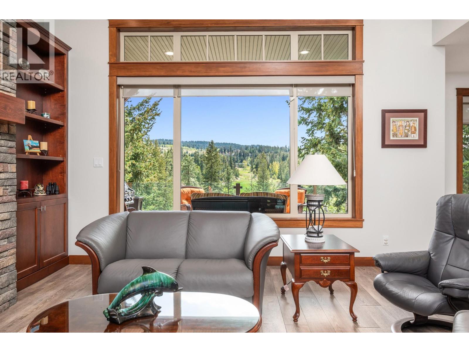 312 Rexor Place, Vernon