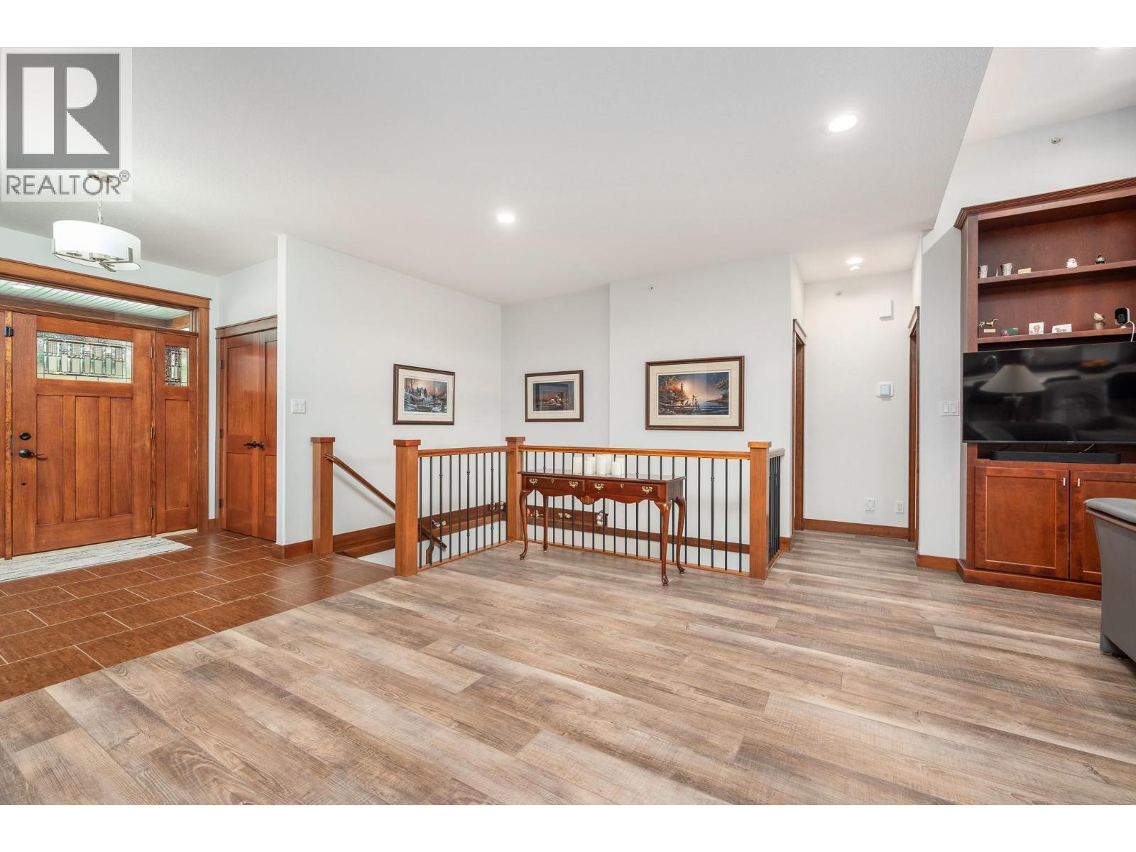 312 Rexor Place, Vernon