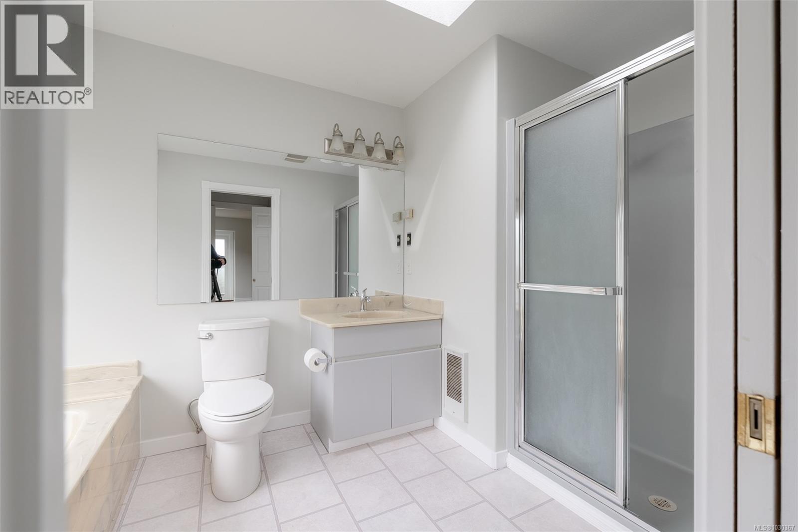 Ensuite of Master Bedroom