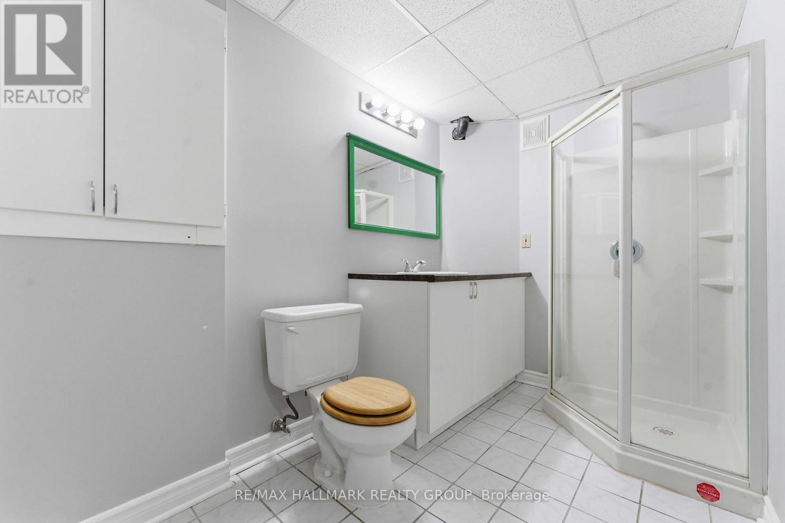 6033 MEADOWGLEN DRIVE - 36