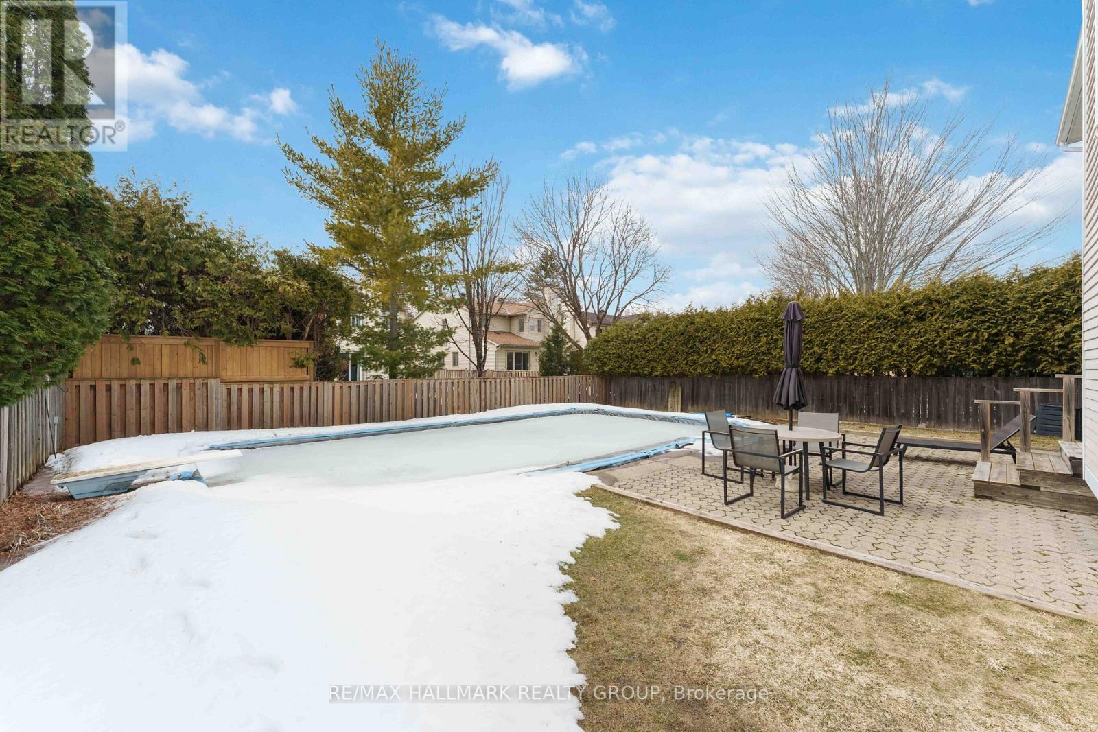 6033 MEADOWGLEN DRIVE - 43