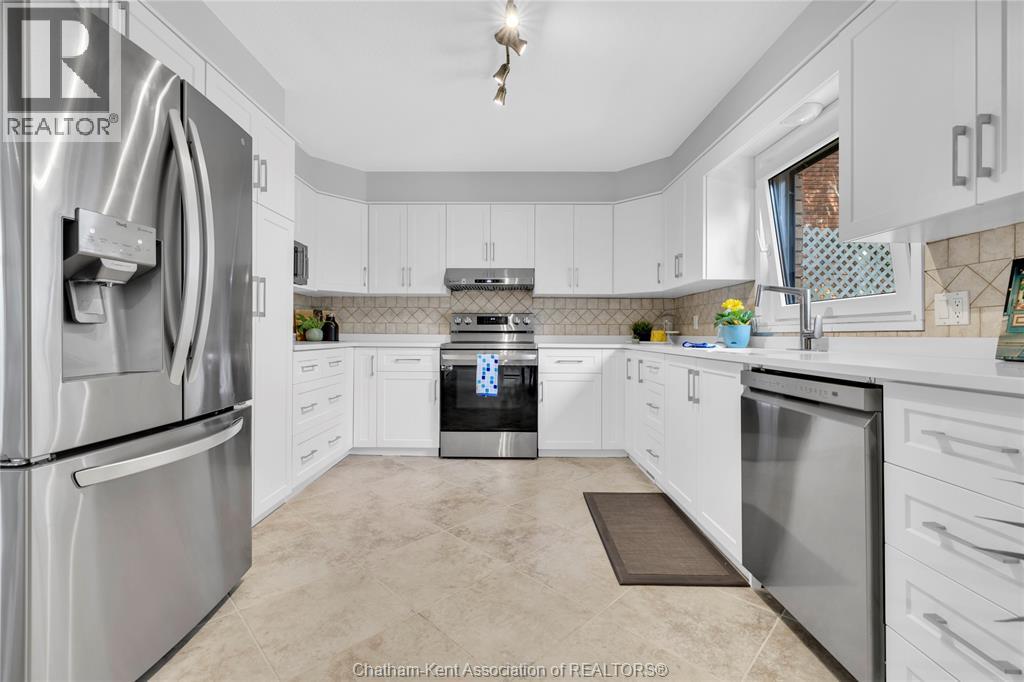 37 ORANGEWOOD BOULEVARD, Chatham, Ontario, N7L5G9 — Photo 8
