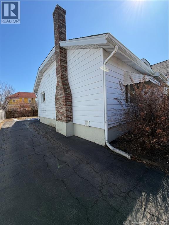 37 Winter Avenue - Image 3