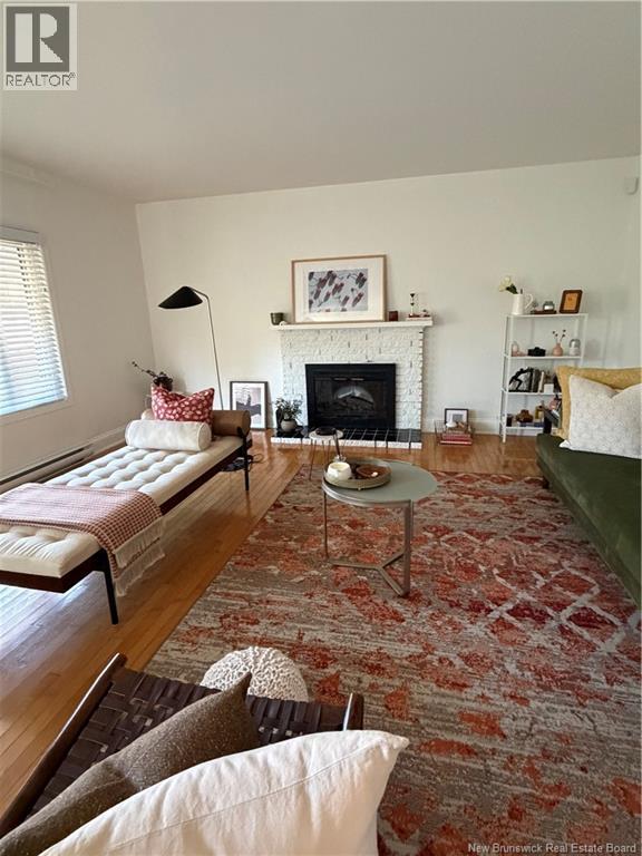 37 Winter Avenue - 16