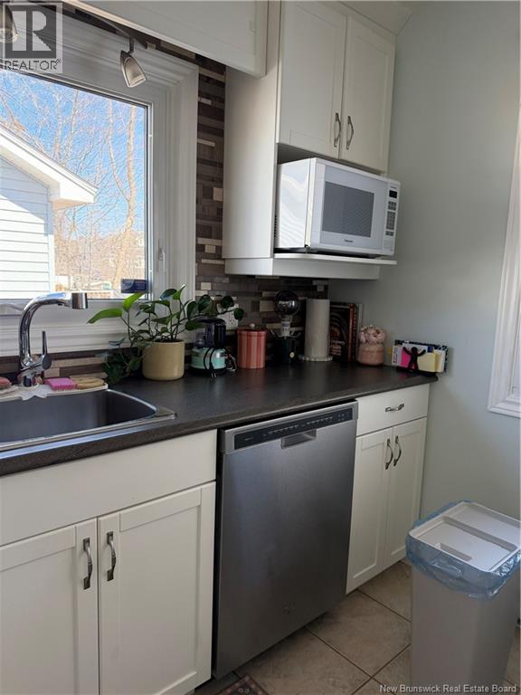 37 Winter Avenue - 18