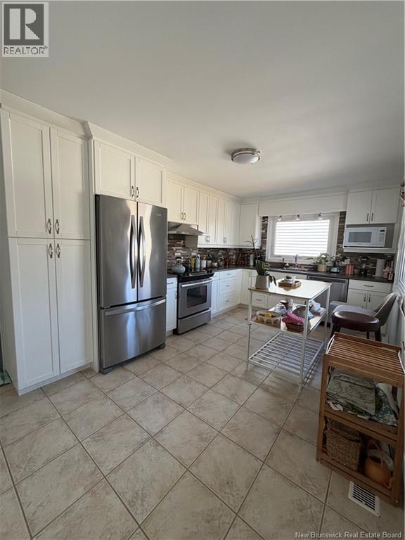 37 Winter Avenue - 12