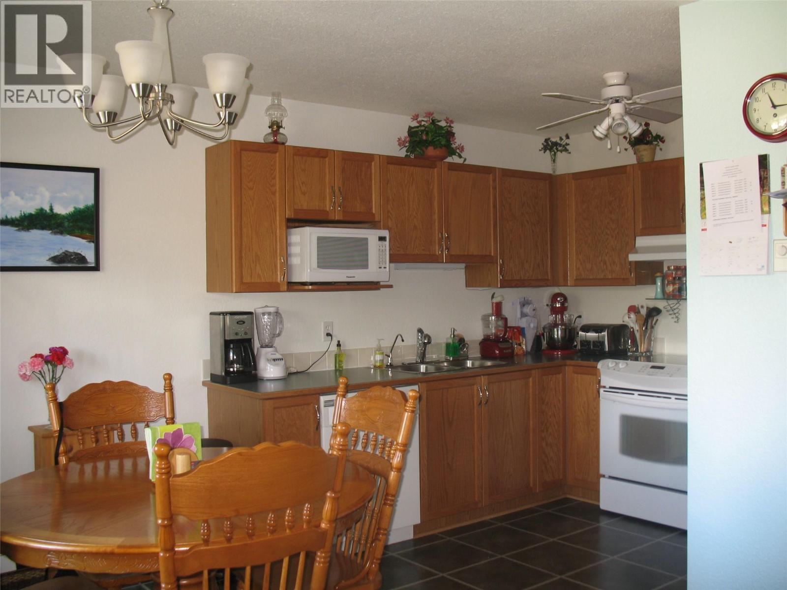 #6 7369 Prospector Avenue - 18