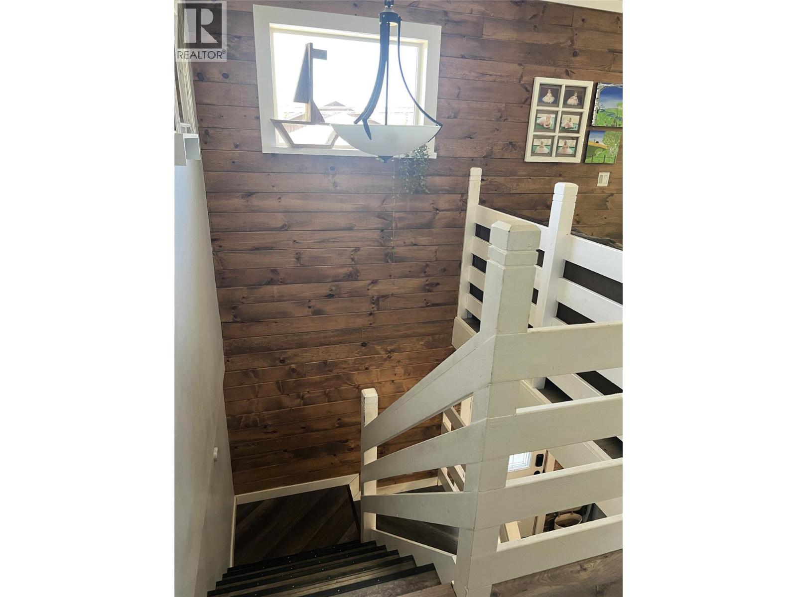 4138 Squilax-Anglemont Road - 12