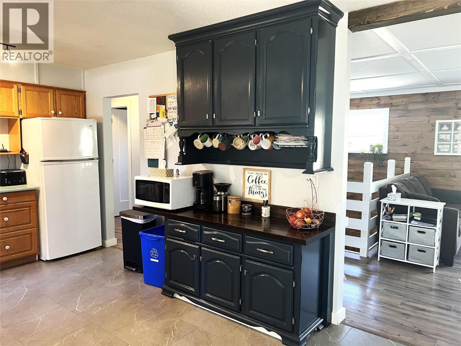 4138 Squilax-Anglemont Road - 8