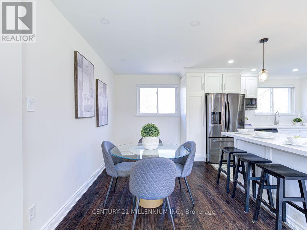 214 FOLKSTONE CRESCENT — photo 9