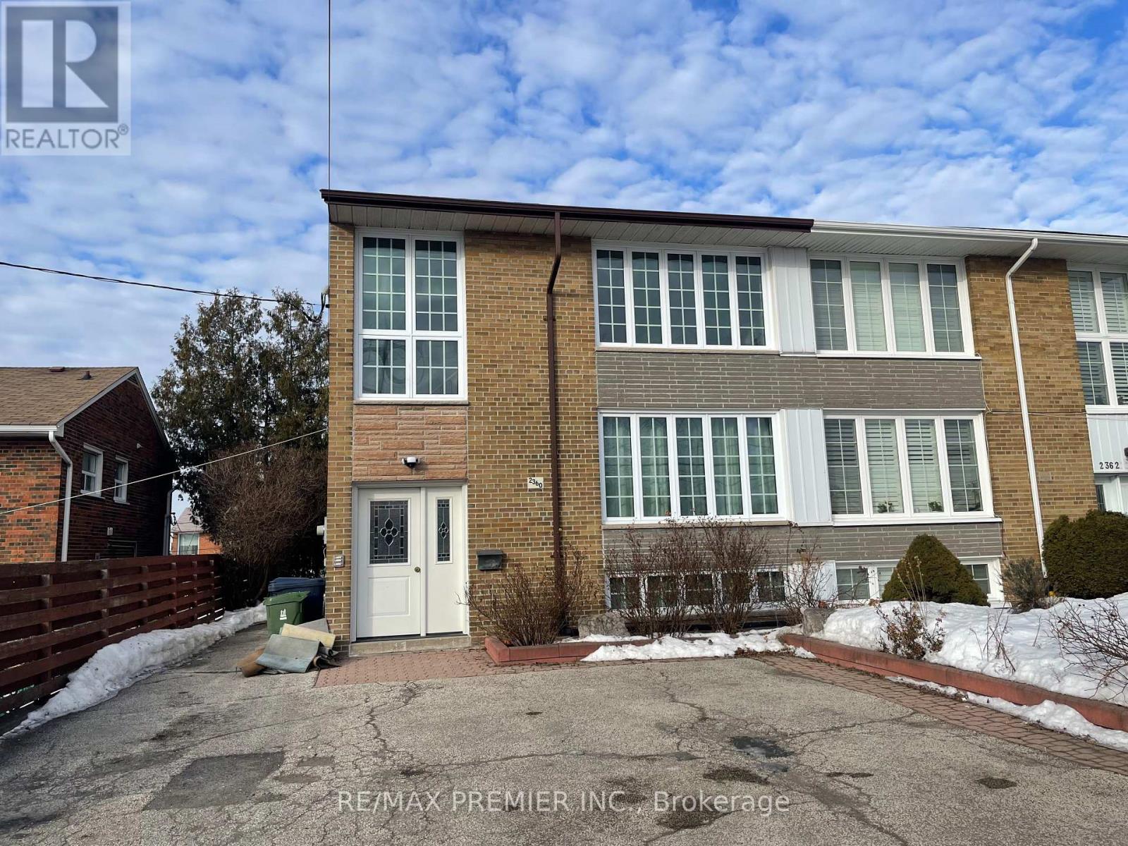 Photo of 2360 Keele Street
