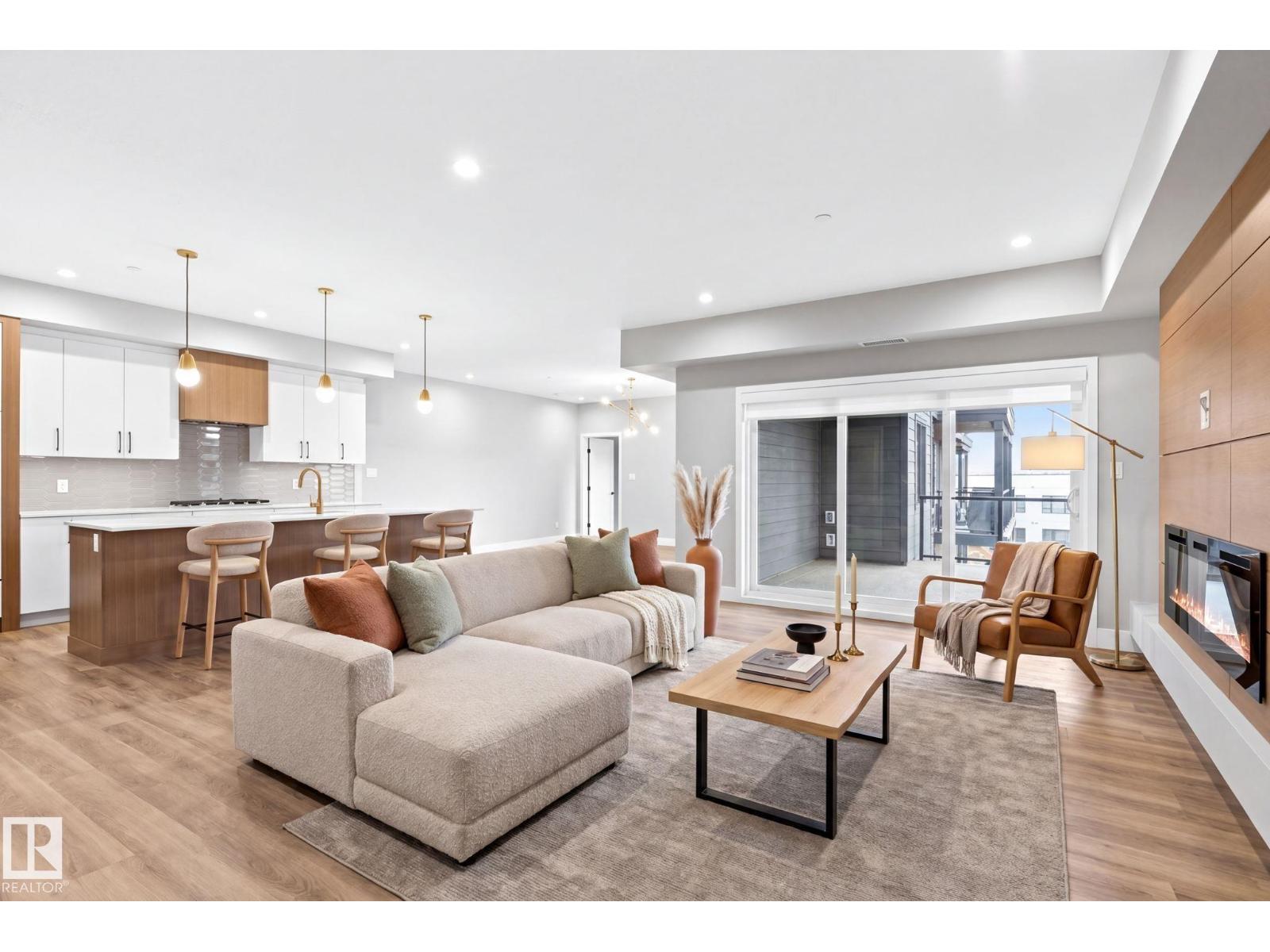 #520 7463 MAY CM NW, Edmonton