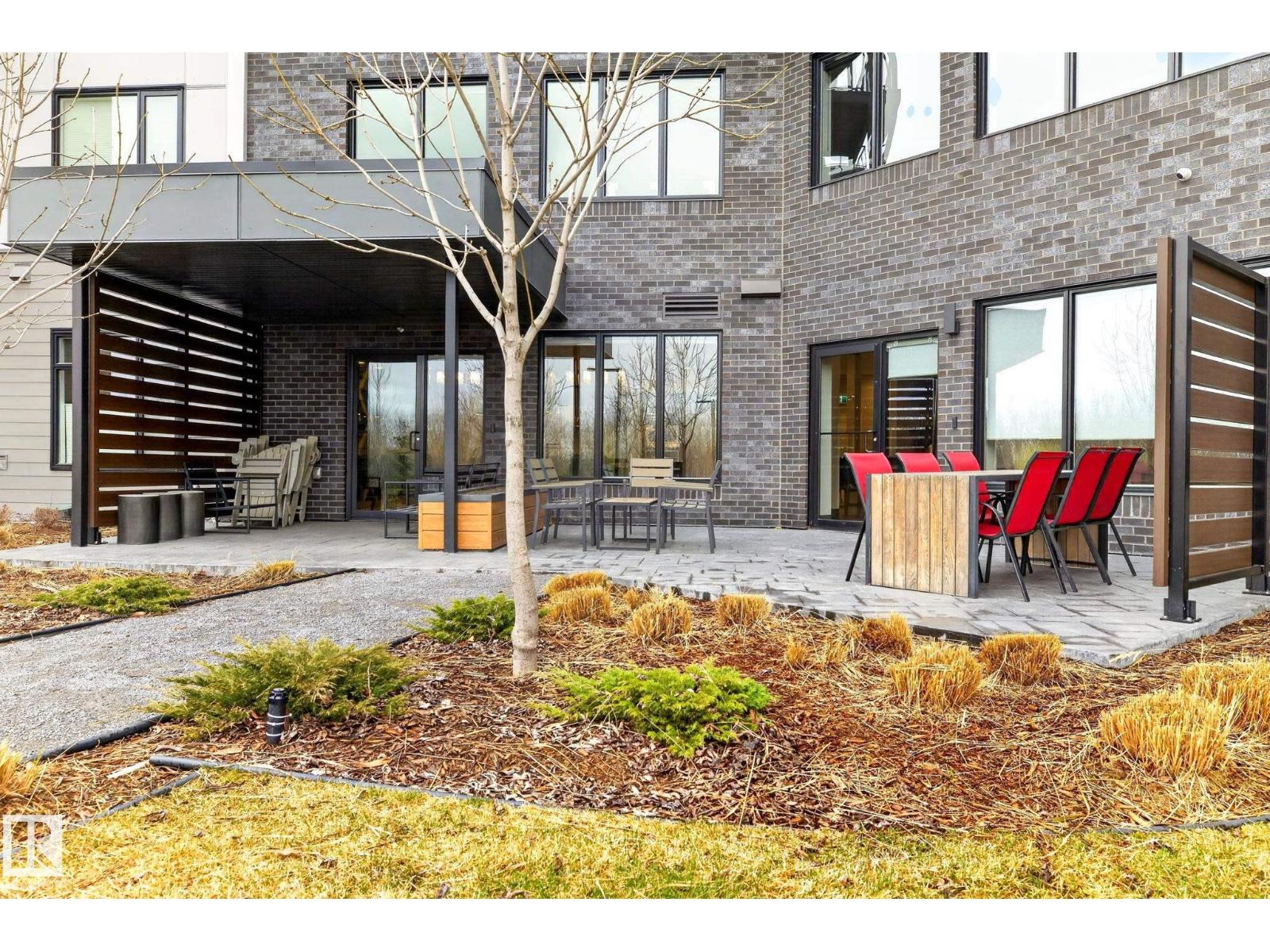 #520 7463 MAY CM NW, Edmonton