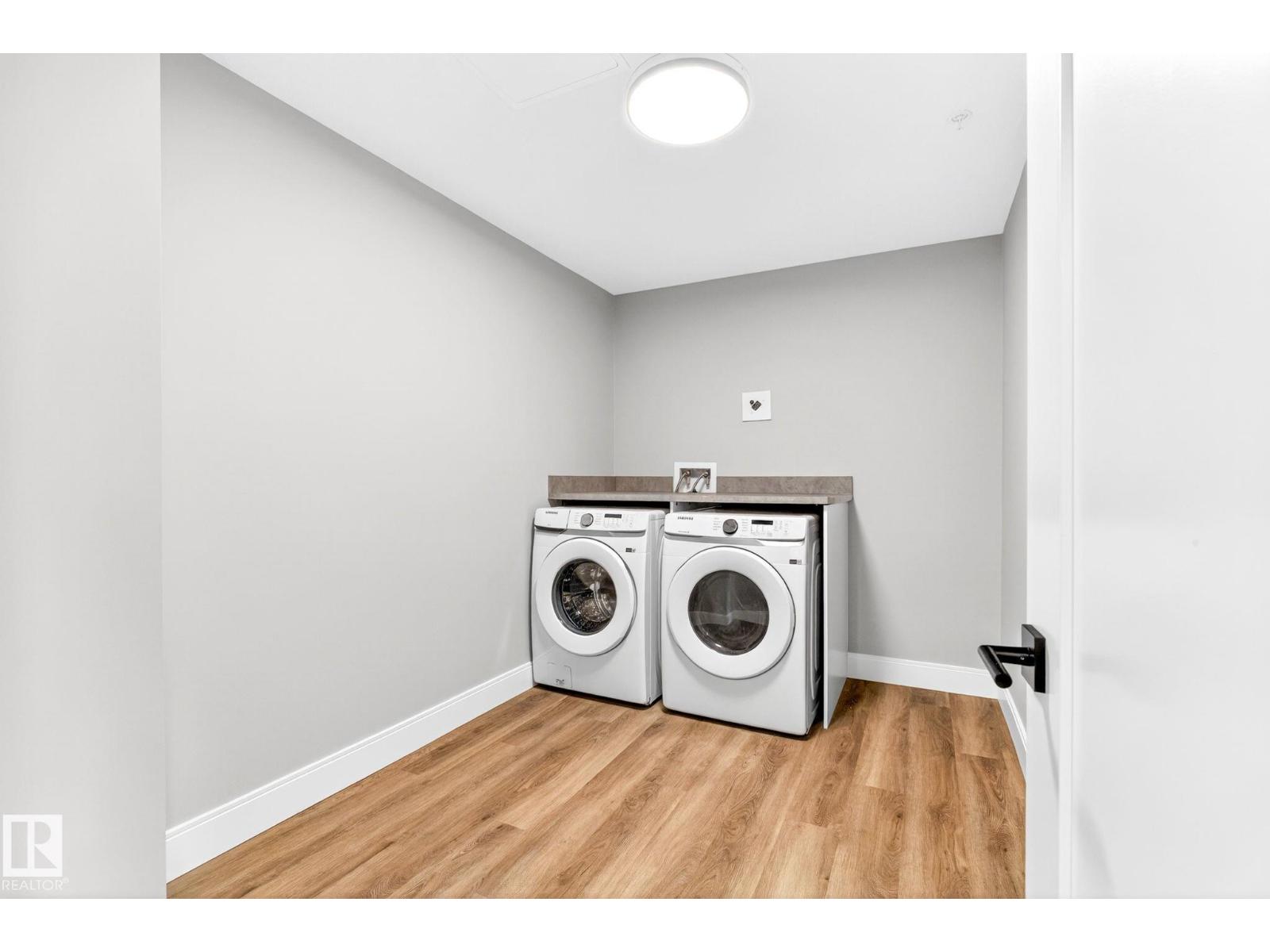 #520 7463 MAY CM NW, Edmonton