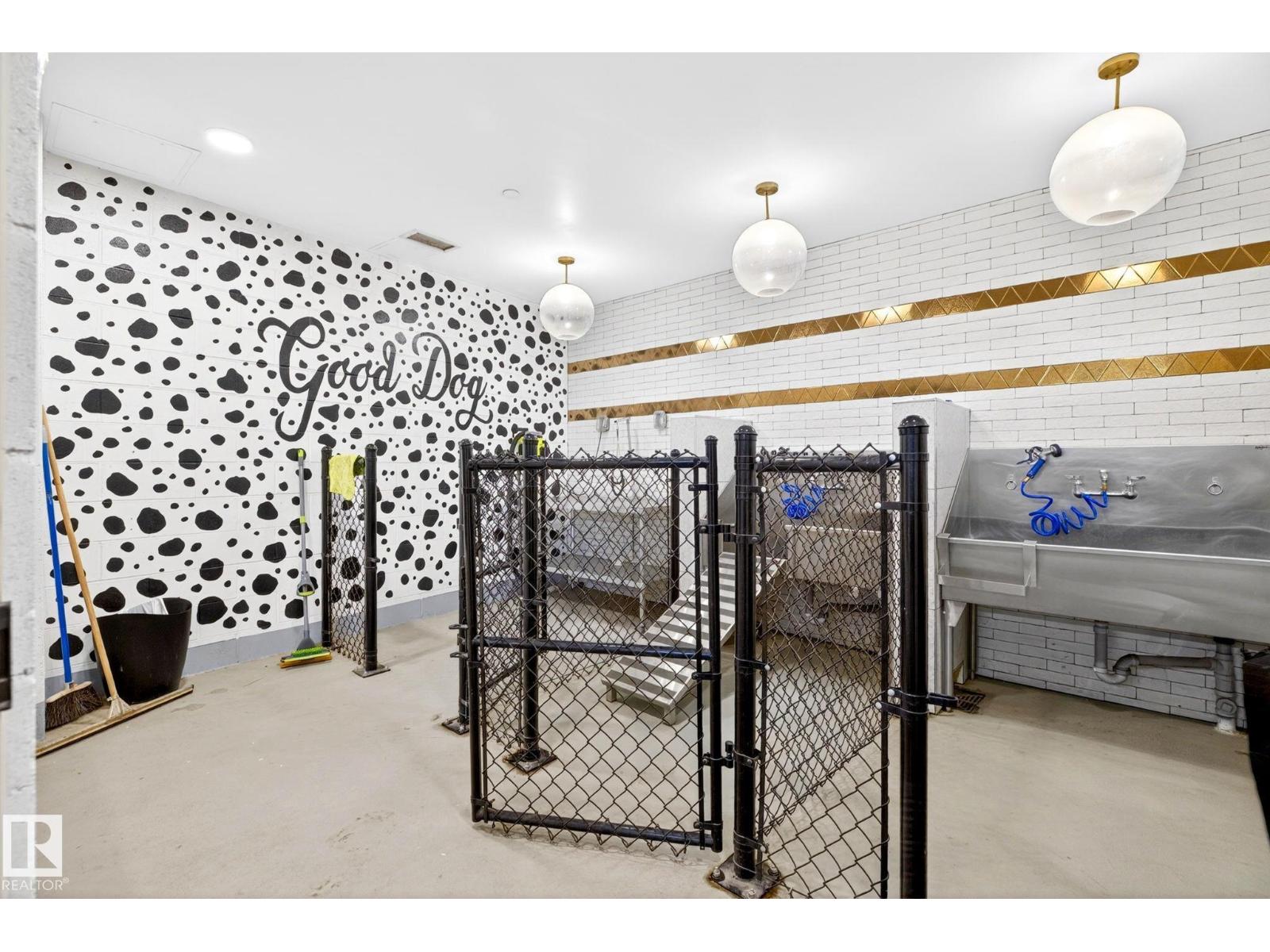 #520 7463 MAY CM NW, Edmonton