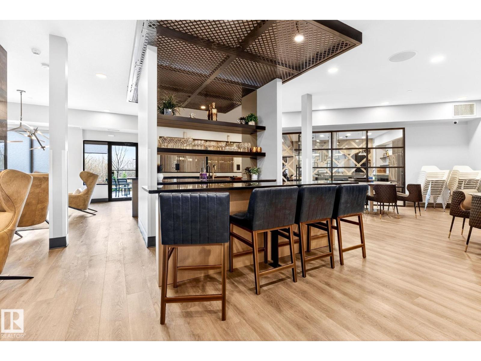 #520 7463 MAY CM NW, Edmonton