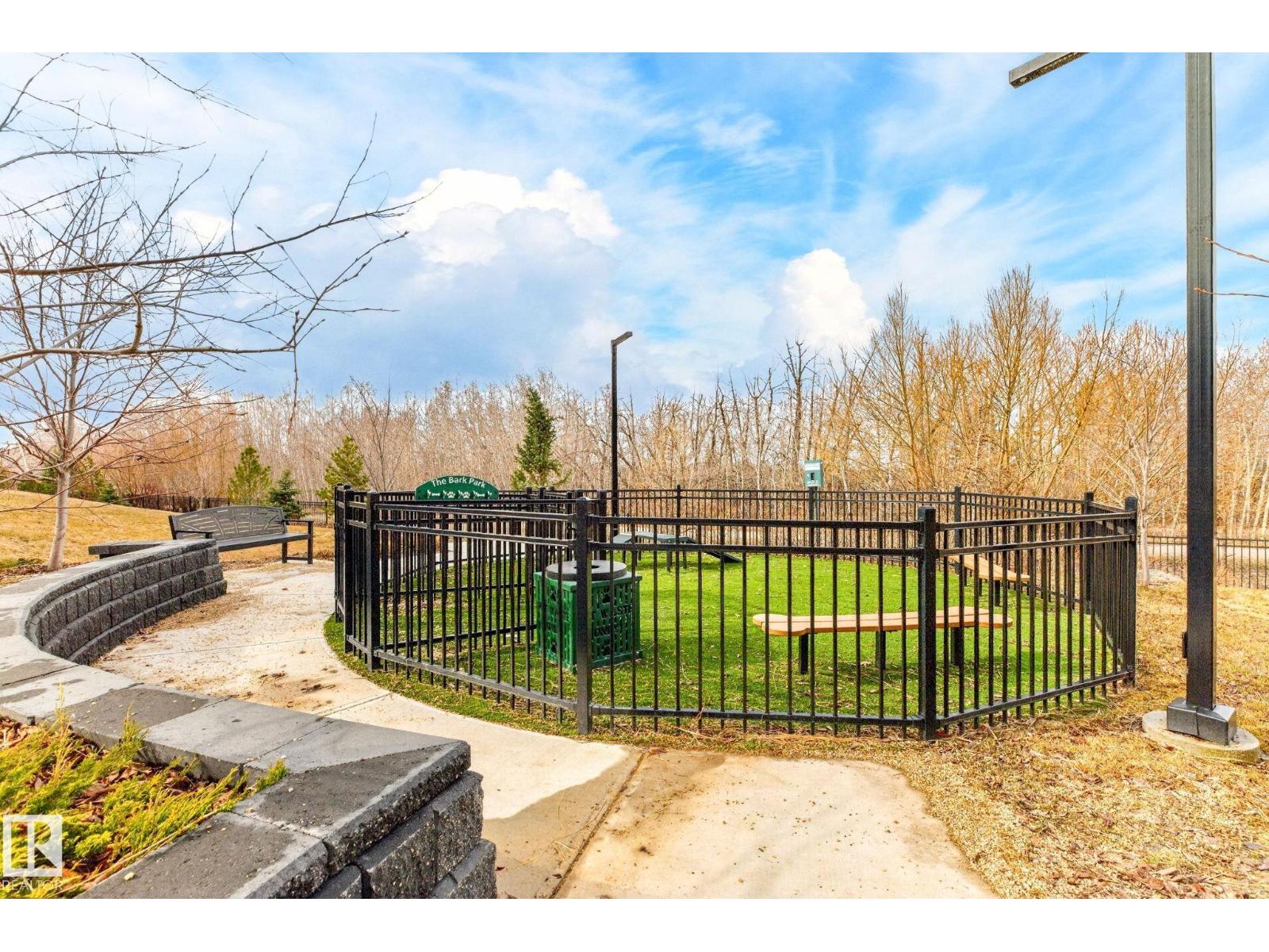 #520 7463 MAY CM NW, Edmonton